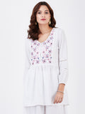 LYLA WOMAN KHADI TOP WITH EMBROIDERY AND LACE DETAILING