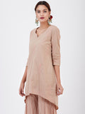 LYLA WOMAN SHORT KURTA WITH CONTRAST CHIKANKARI WORK
