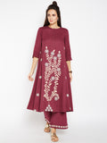 Lyla Woman Embroidered Kali Kurta