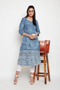 Lyla Woman side placket kurta