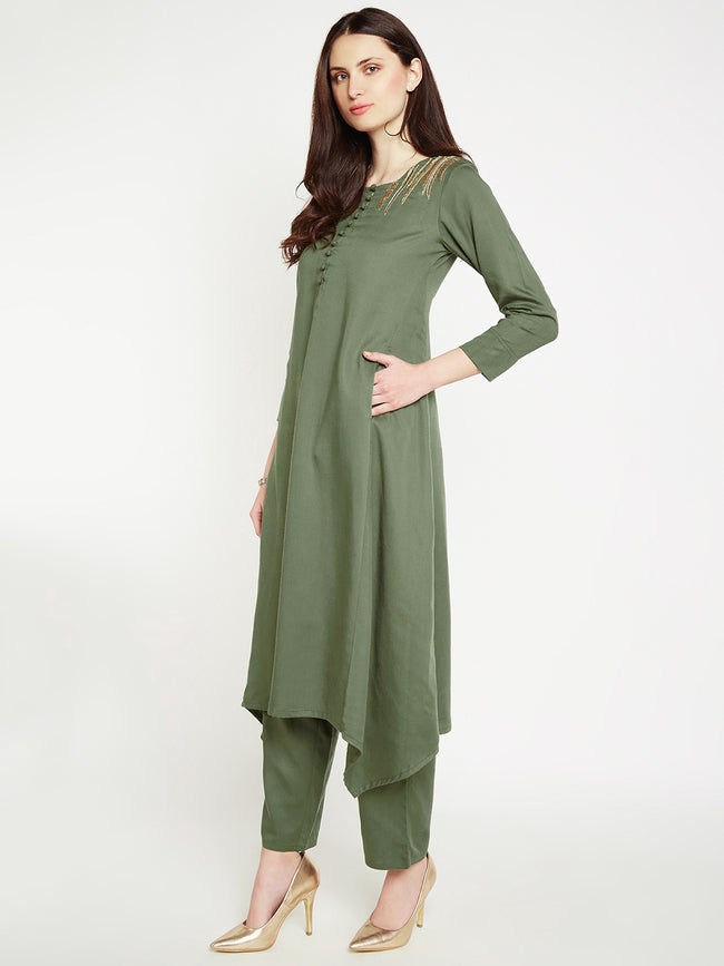 LYLA Woman FRONT EMBROIDERED REGULAR FITTED FLARED KURTA