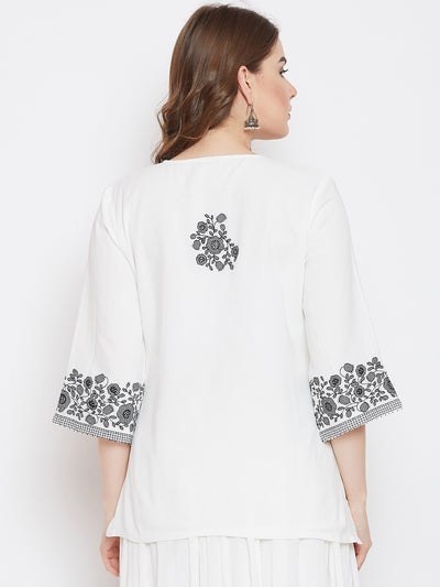 LYLA WOMAN EMBROIDERED SHORT KURTA