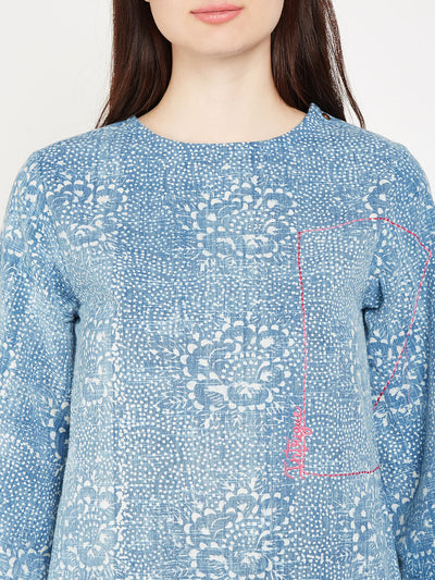 Lyla Woman box sleeve dress