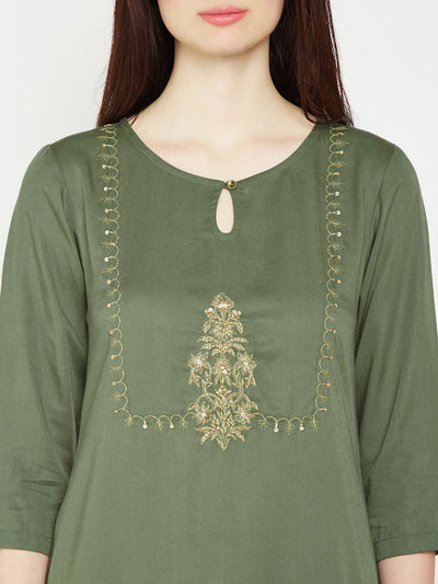 LYLA Woman YOKE EMBROIDERED STRAIGHT KURTA