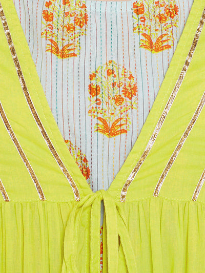 Lyla Gota Sleevless Kurta and Pant with Jacket set
