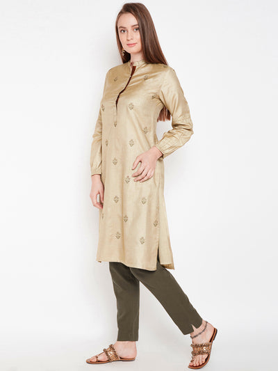 Lyla Woman embroiderd Muga silk kurtas with baloon sleeve