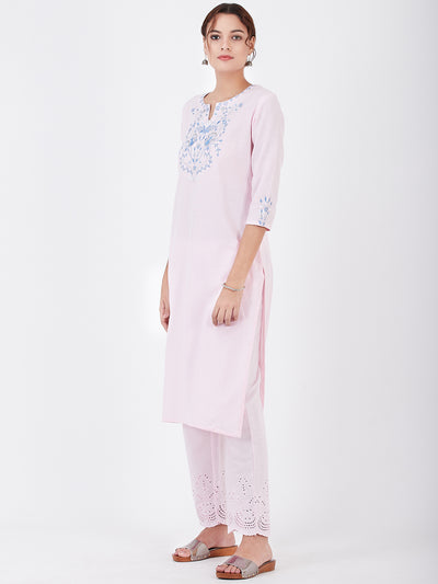 LYLA WOMAN STRAIGHT V-NECK KHADI KURTA WITH EMBROIDERY DETAILING